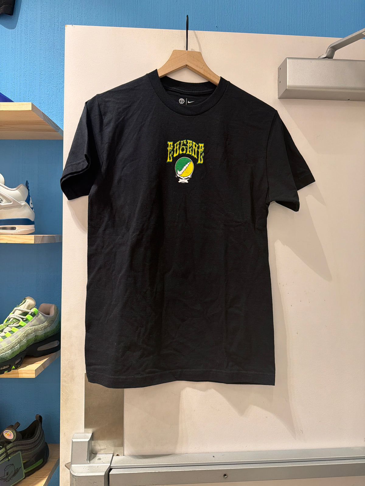 Oregon Nike Grateful Ducks Tee (Small)