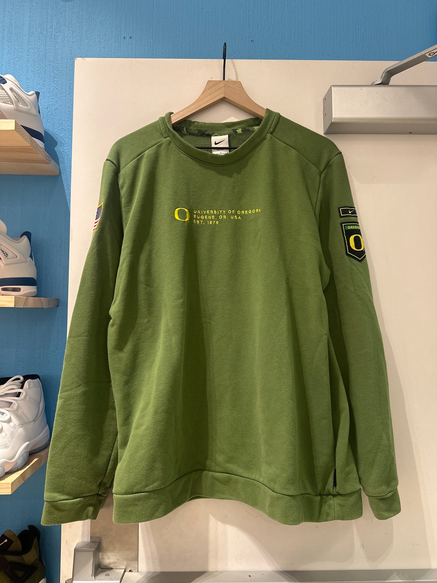 Oregon Team Issued Crewneck(L)