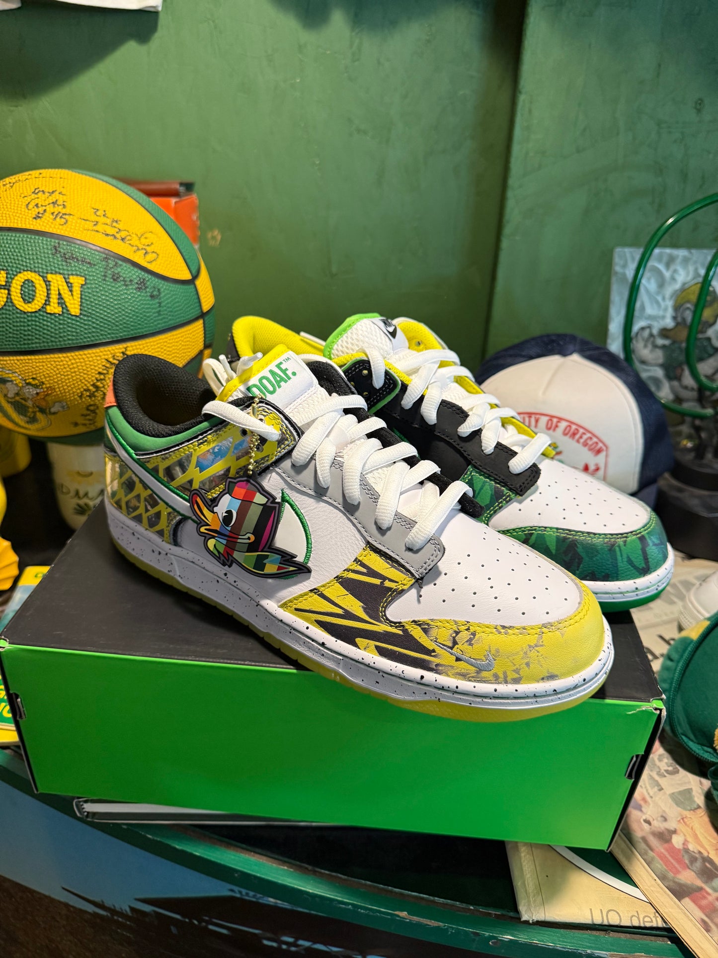 Oregon What The Doaf Dunk Size 11.5 New