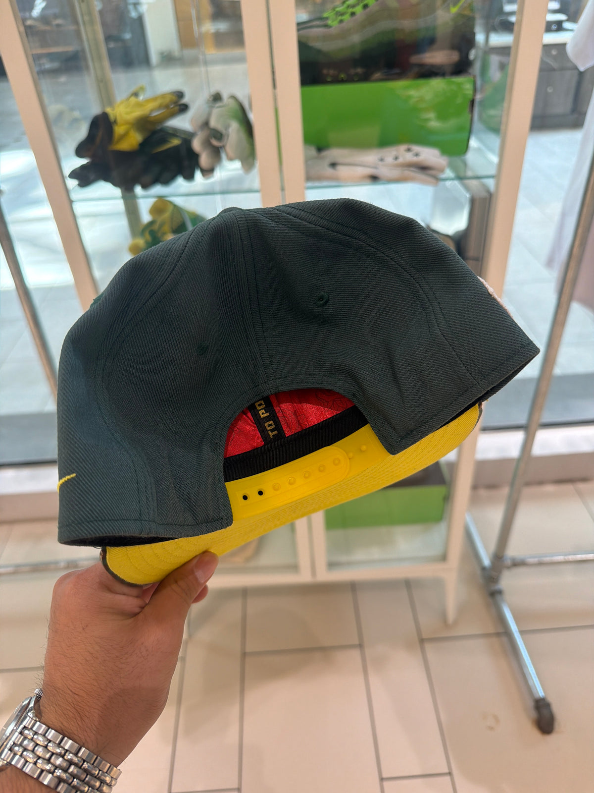 Rare Oregon Ducks Rose Bowl Snap-Back (100 made)