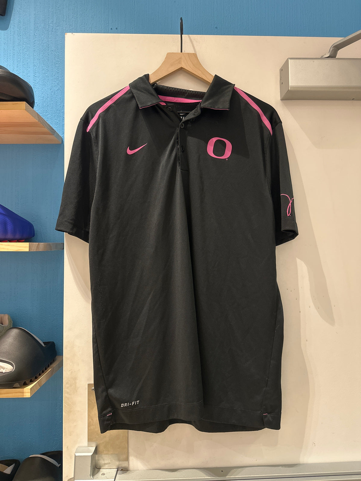 Rare Oregon BCA Black and Pink Polo (L)