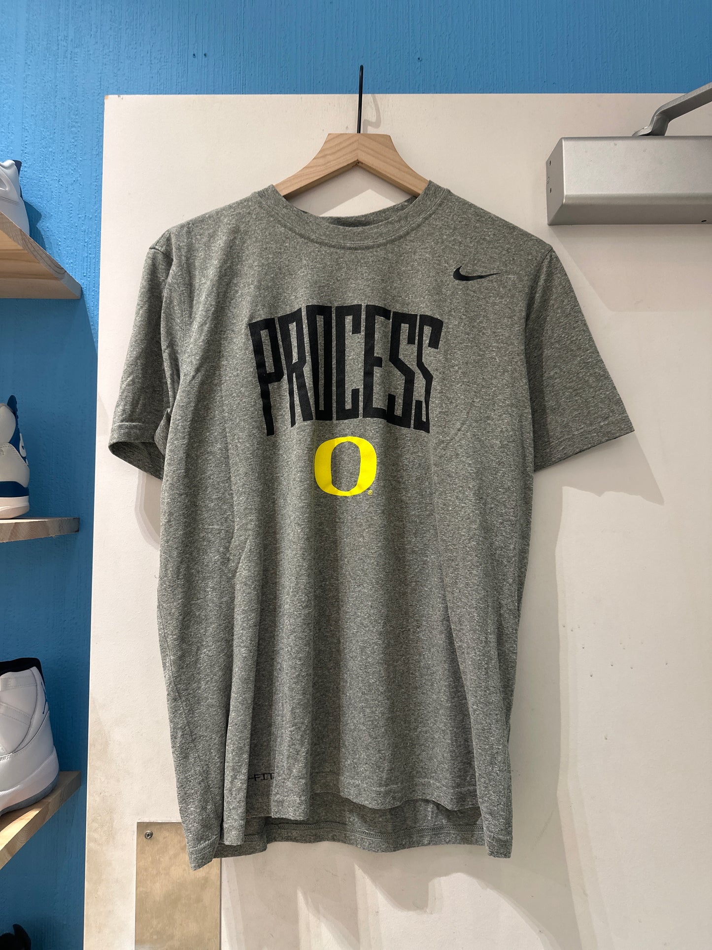 Oregon Baseball Team Issued Tee(L)