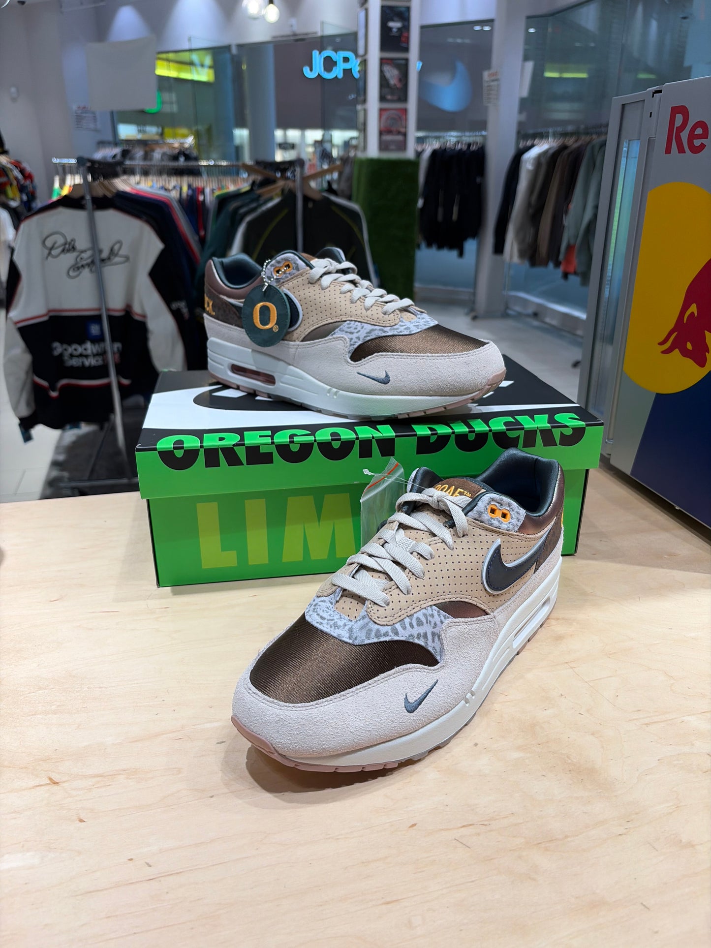 Oregon DOAF AirMax 1 New (Size 13)