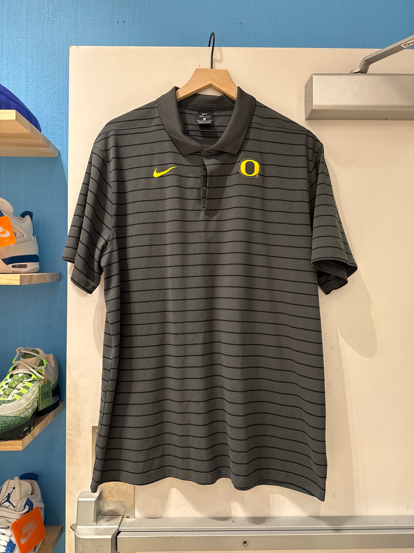 Oregon Ducks Team Issued Polo (XL)