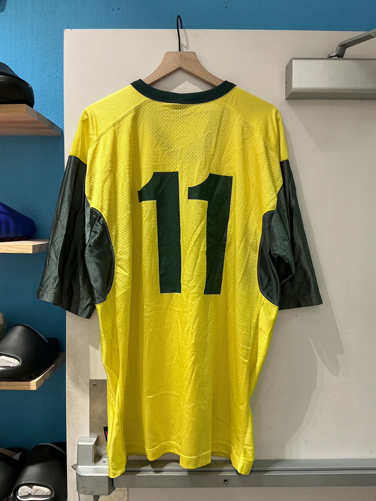 Nike Oregon Ducks Jersey #11 (XL)