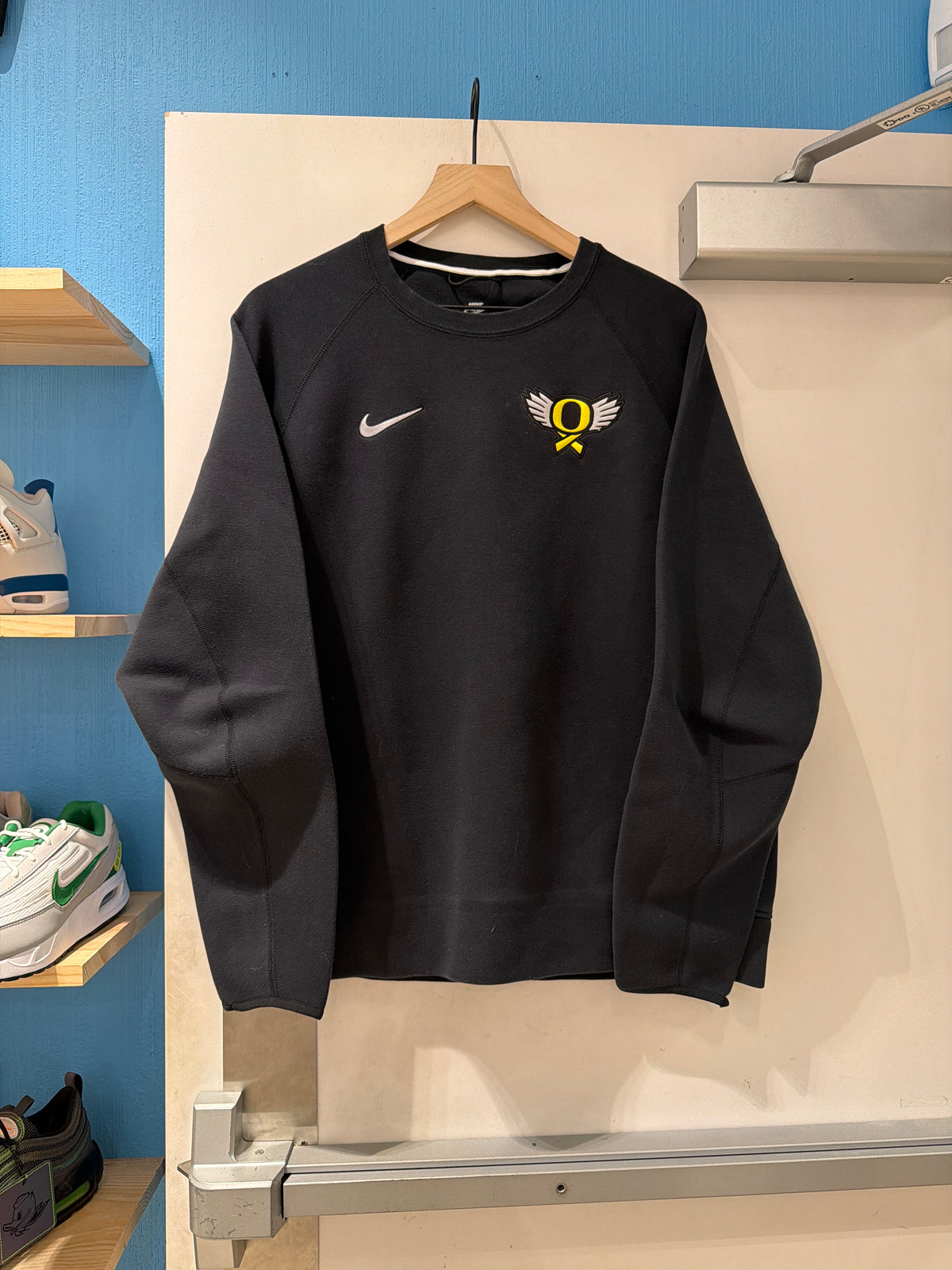 Oregon Nike BCA Crew (XL)