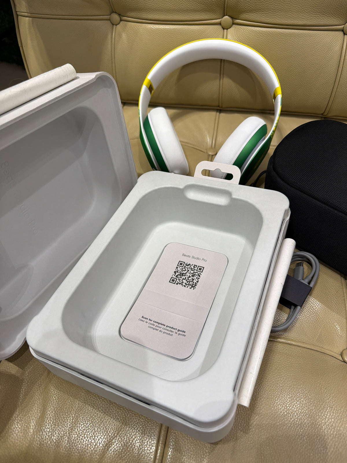Rare Oregon Team Issued Beats by Dre Headphones (New)