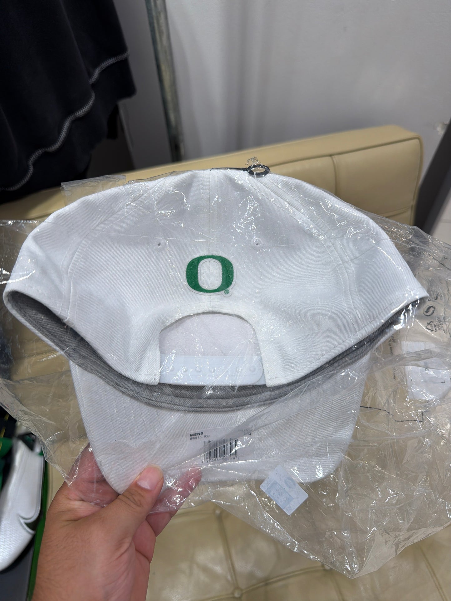 Oregon Team Issued Hat New