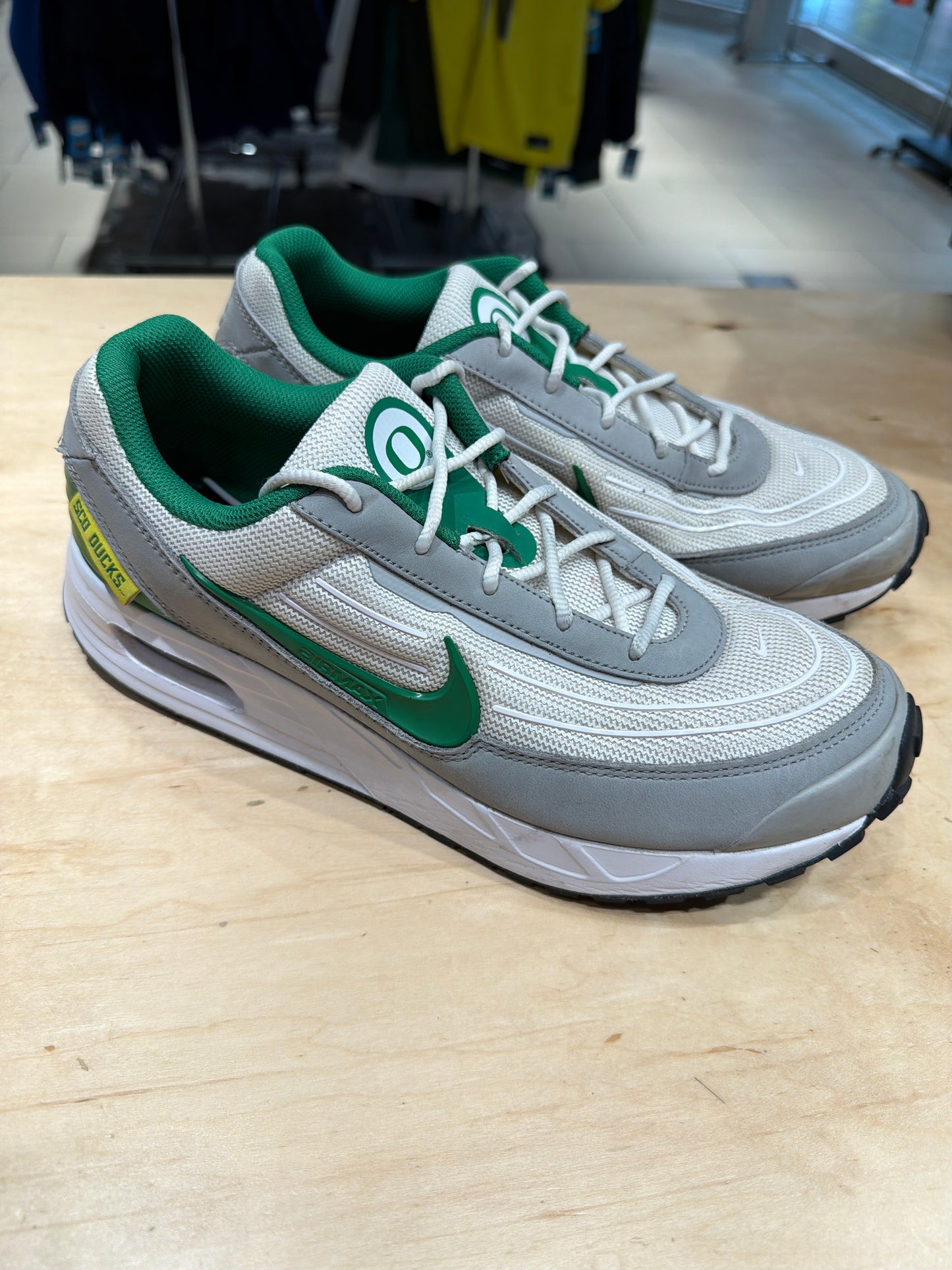 Oregon AirMax (9.5)