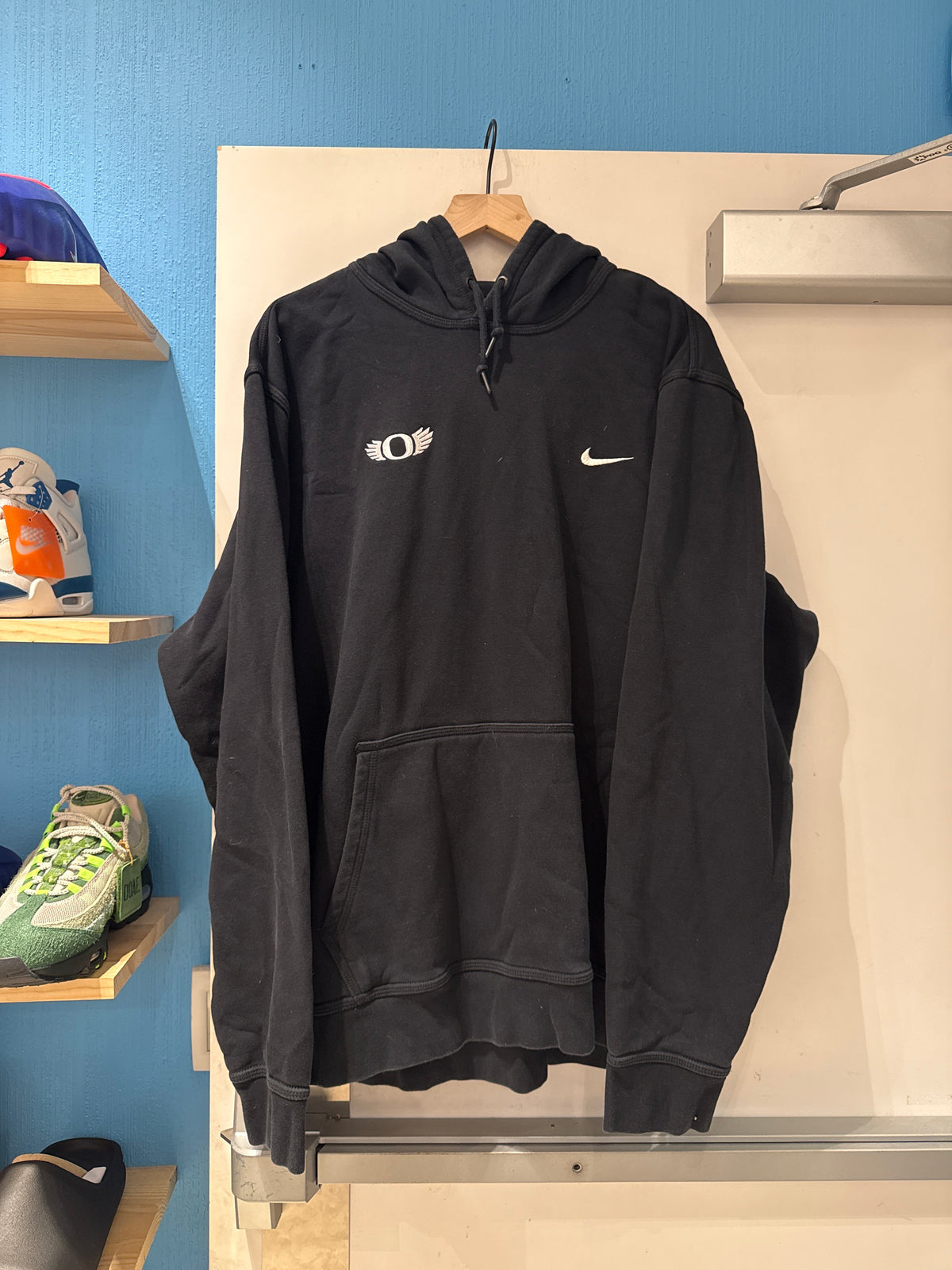 UO Wings Team Issued Hoodie (3XL)