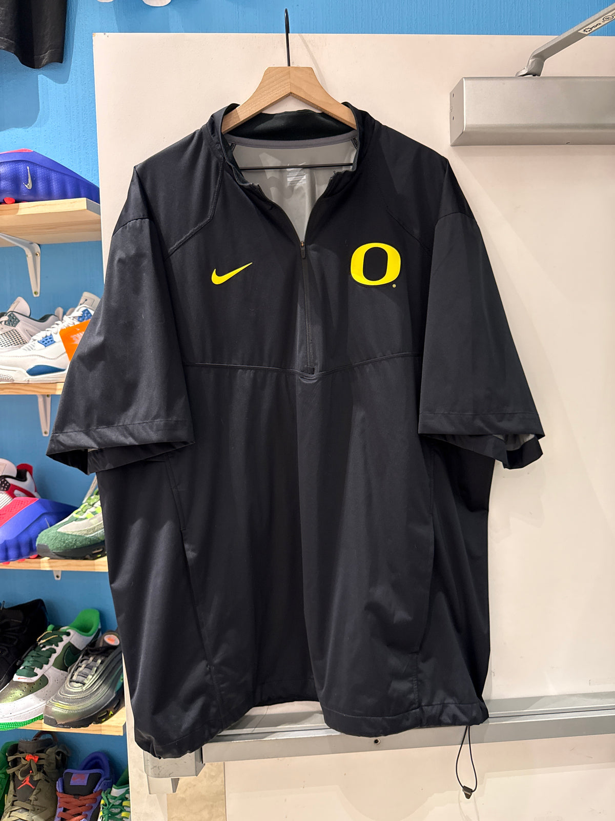 Nike Oregon Ducks Short Sleeve Jacket (XXL)