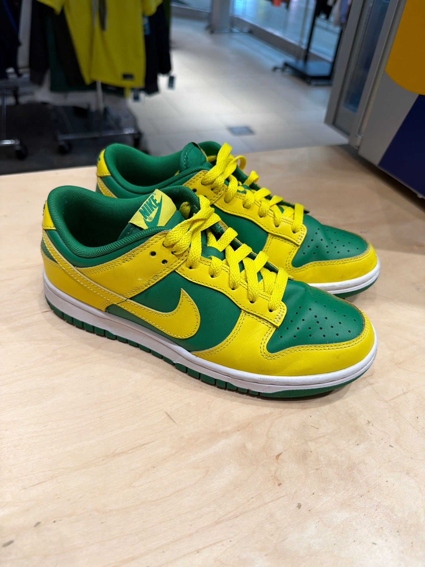 Nike Dunk Green/ Yellow (6Y)