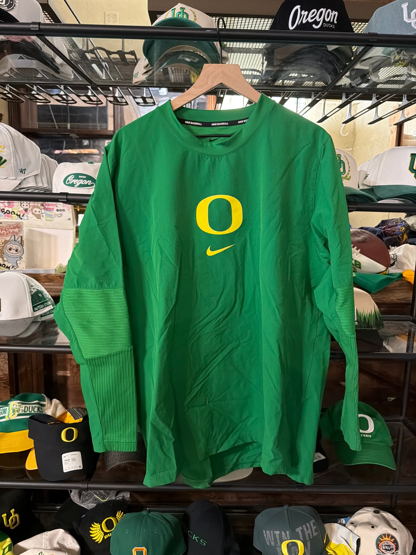 Oregon Baseball Team Issued Windbreaker (Large)