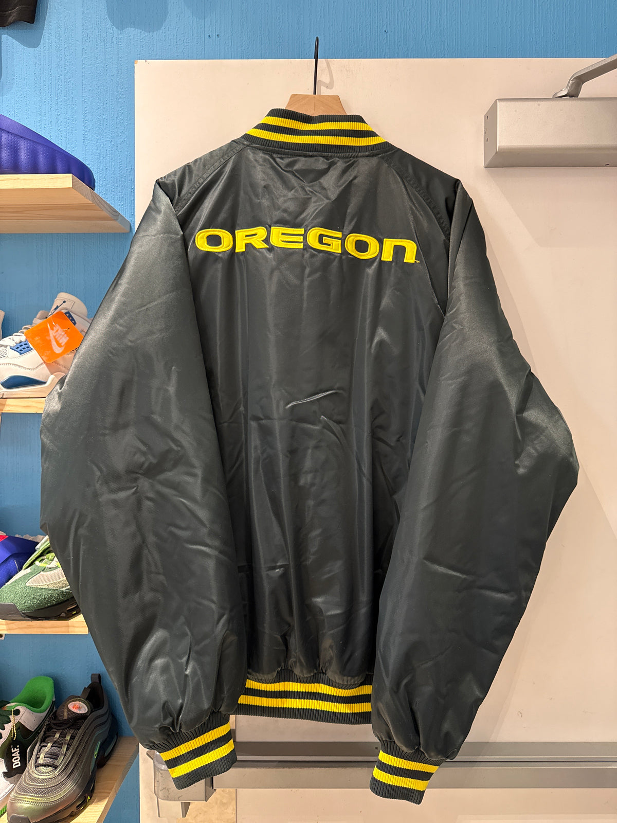 Nike Oregon Ducks Jacket (XL)