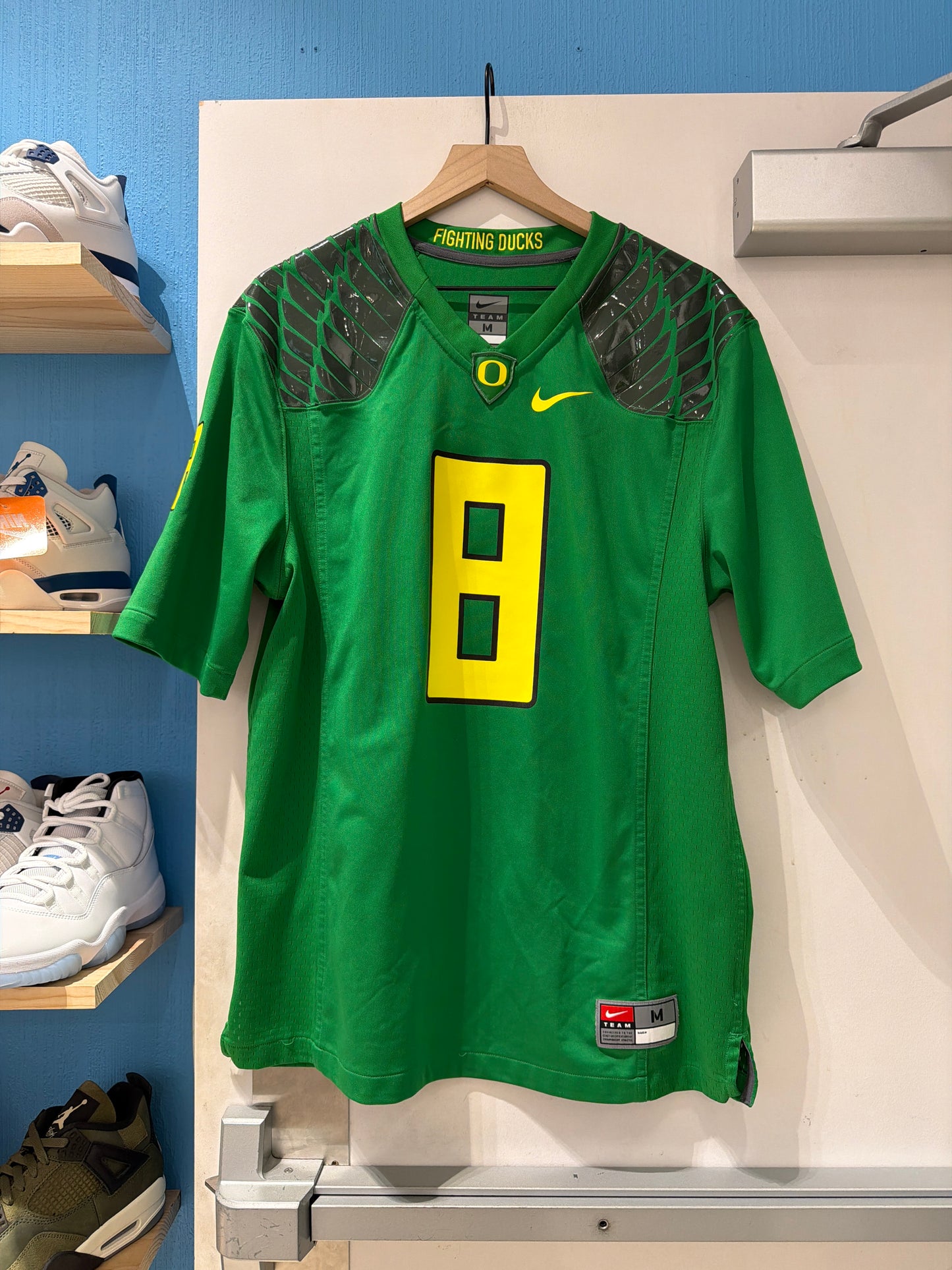 Oregon #8 Mariota jersey