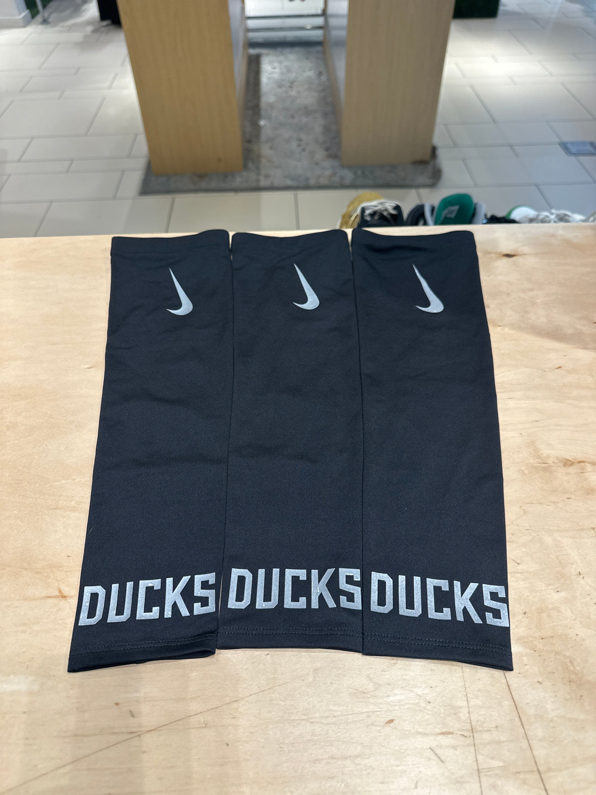 Oregon Team Issued Sleeves (1)