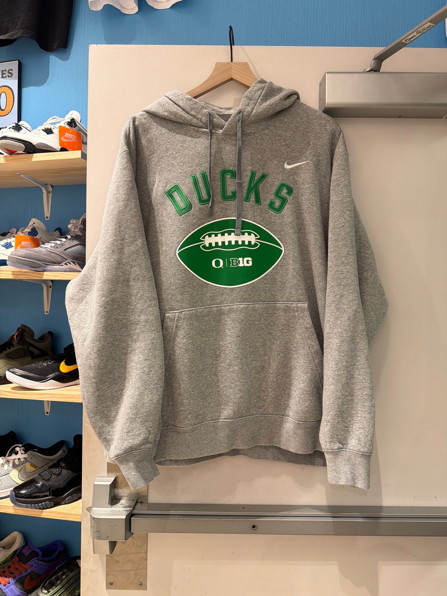 Oregon Team Issued Hoodie (2XL)