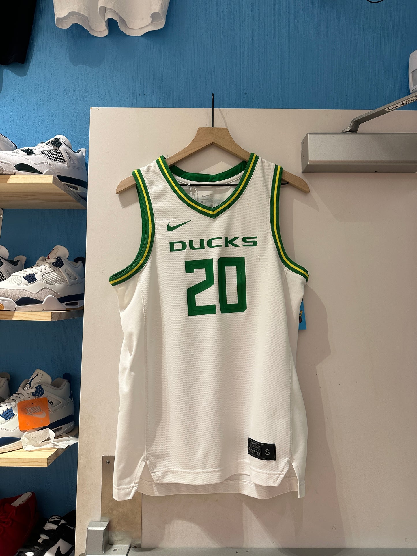 Oregon jersey #20 White