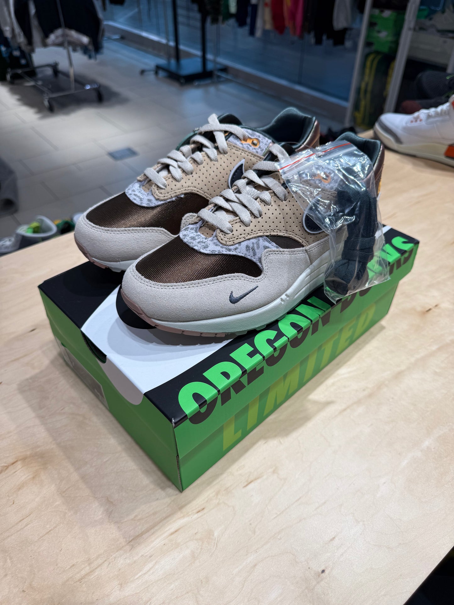 DOAF Oregon AirMax 1