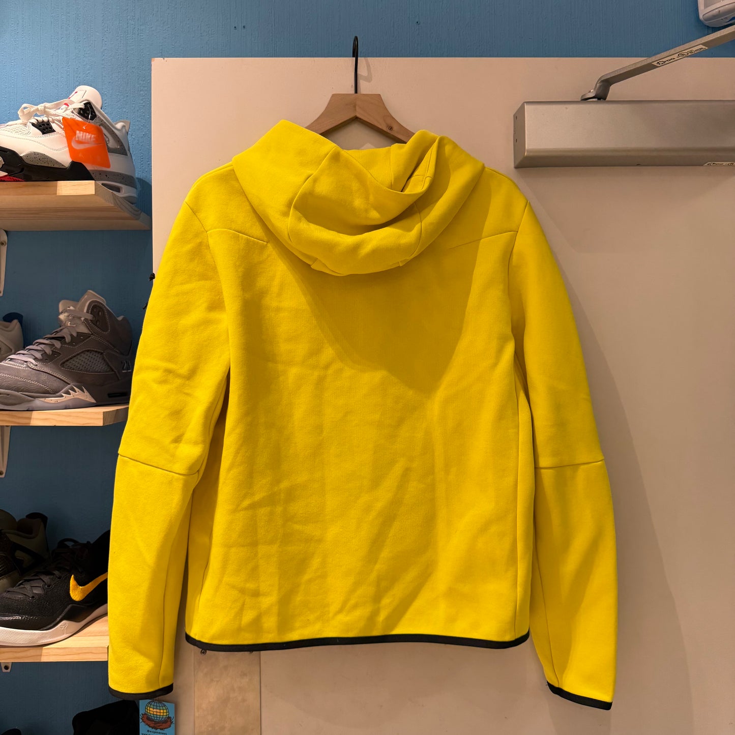 Oregon Yellow Nike Tech Team Issued( M)