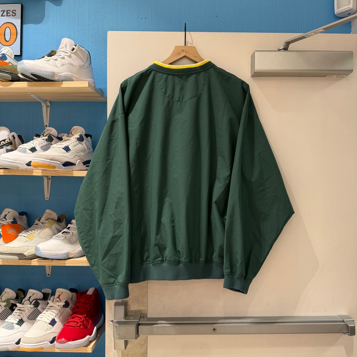 00s Oregon Nike Windbreaker