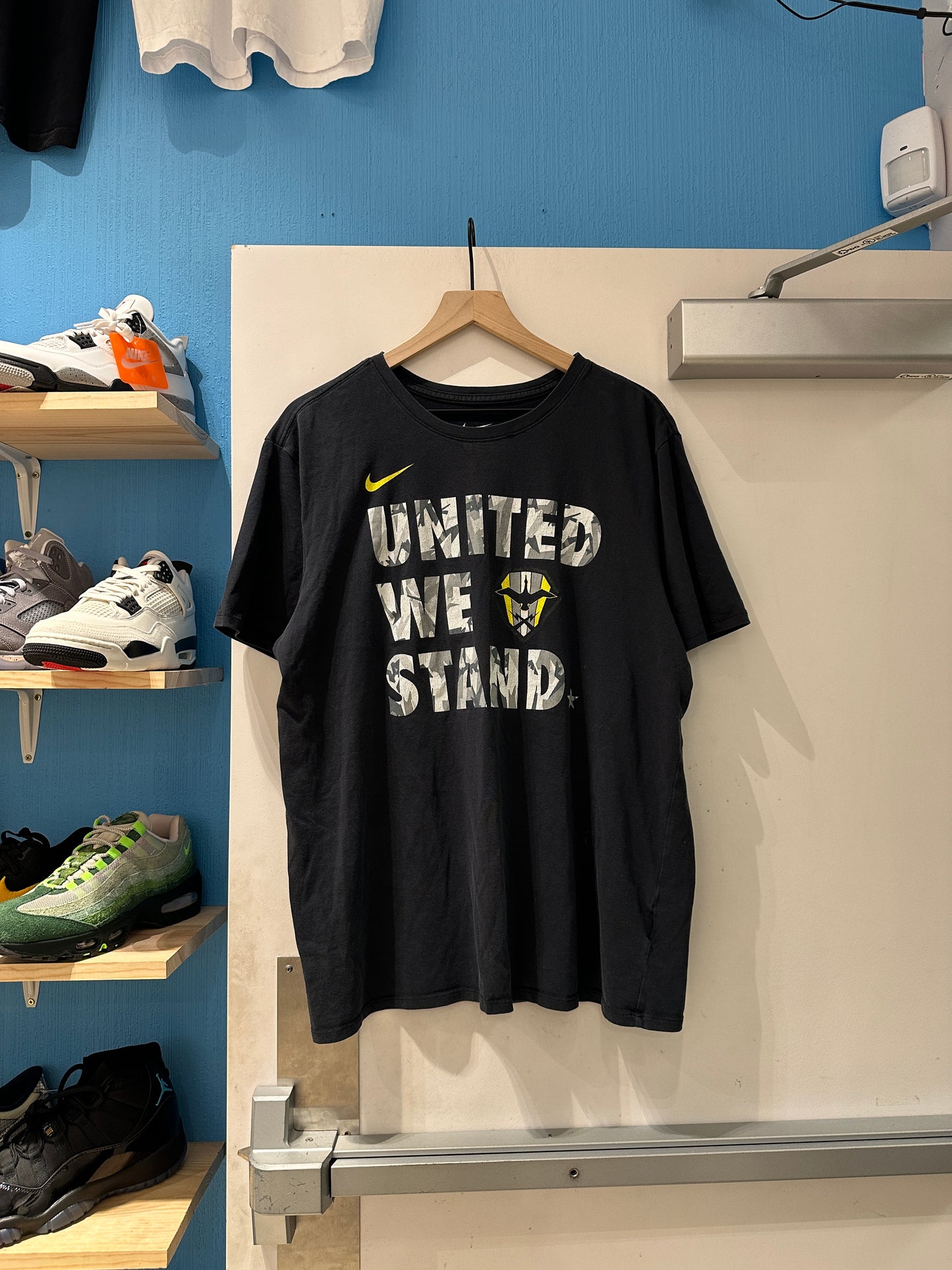 Black Oregon Tee (XL)