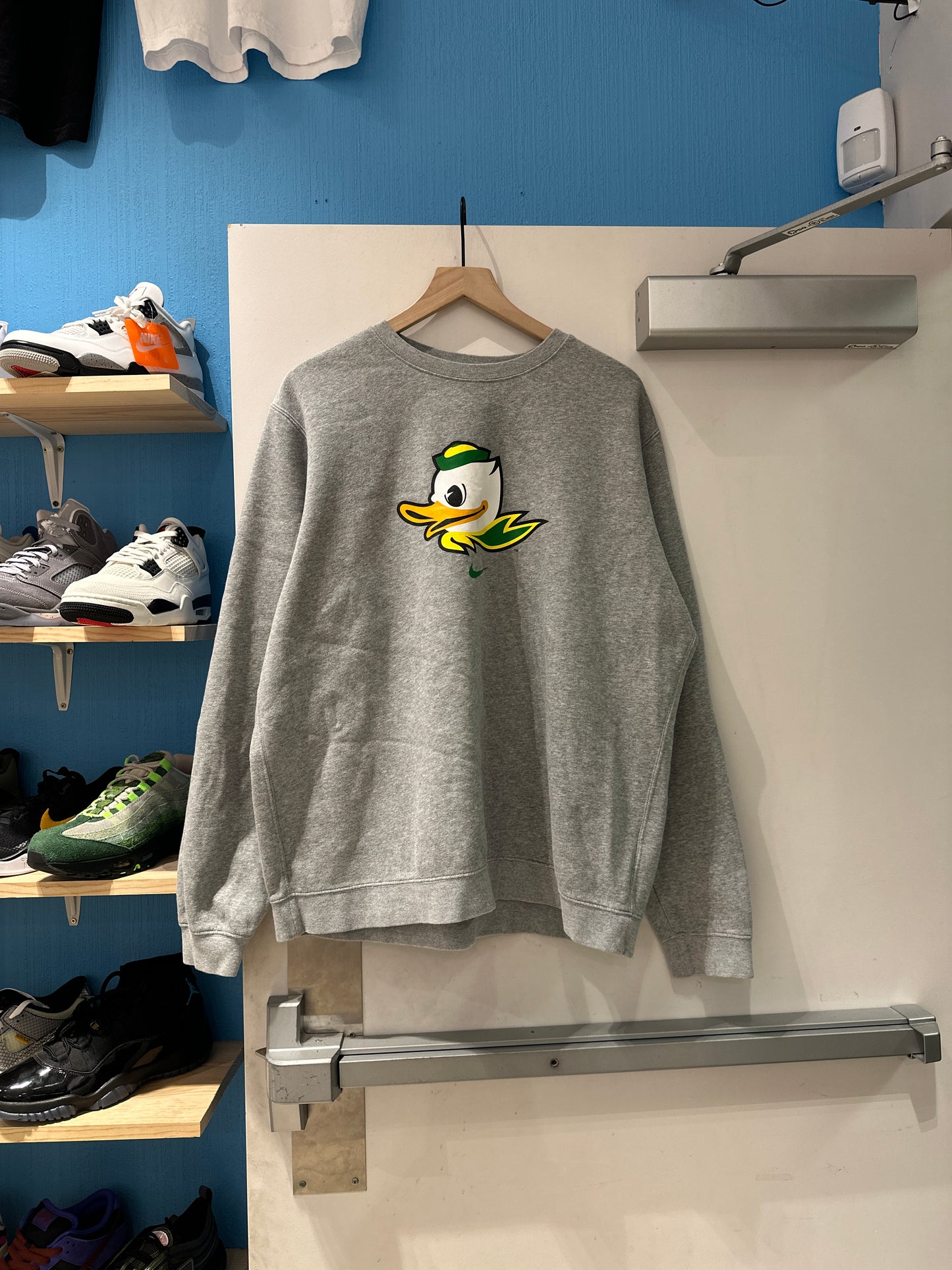 Grey Crewneck (M)