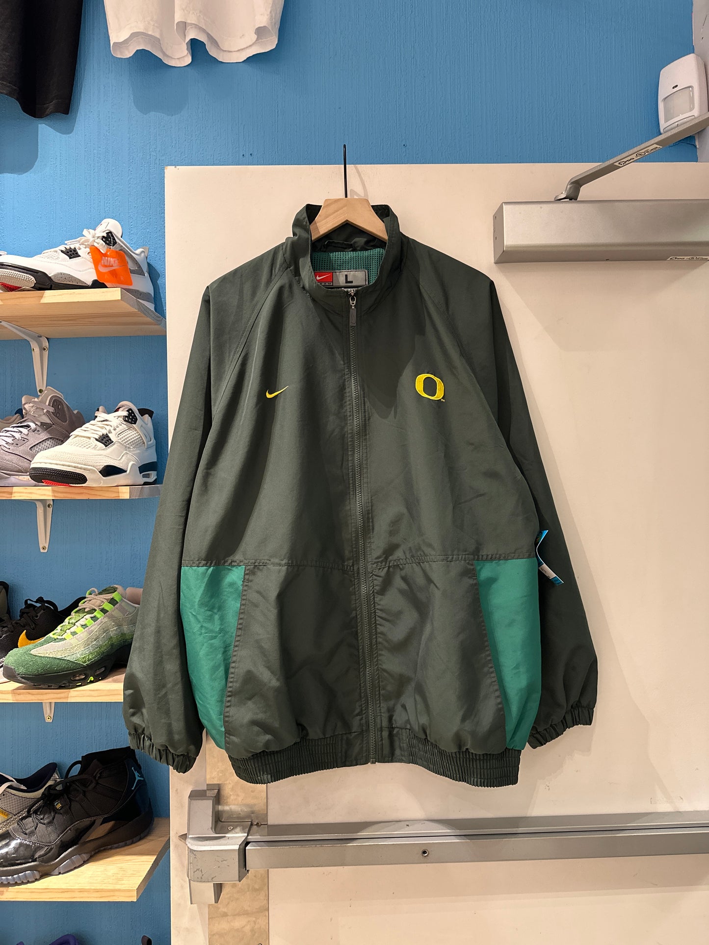 Green Oregon Zip up (L)