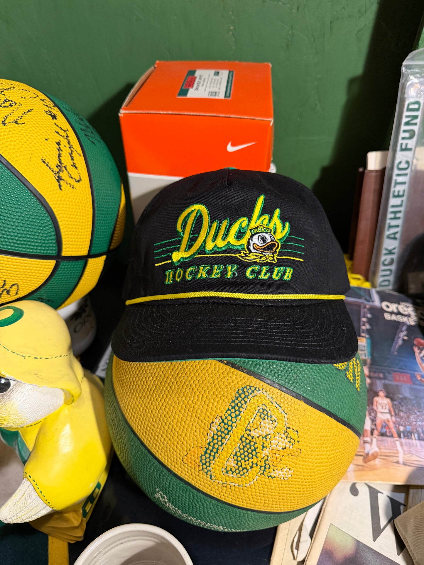 Oregon Ducks Hockey Snapback Black