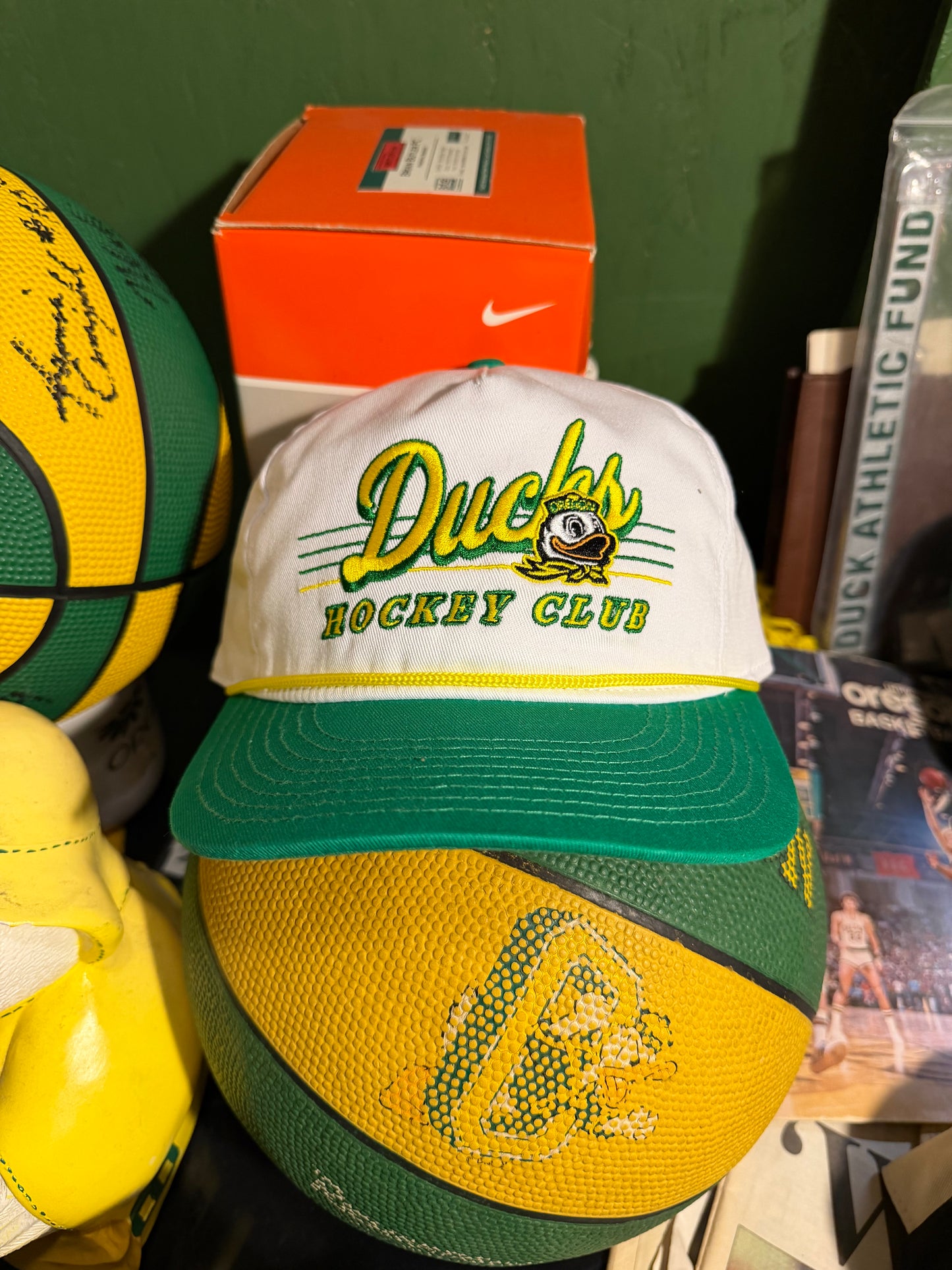 Oregon Ducks Hockey Snapback White