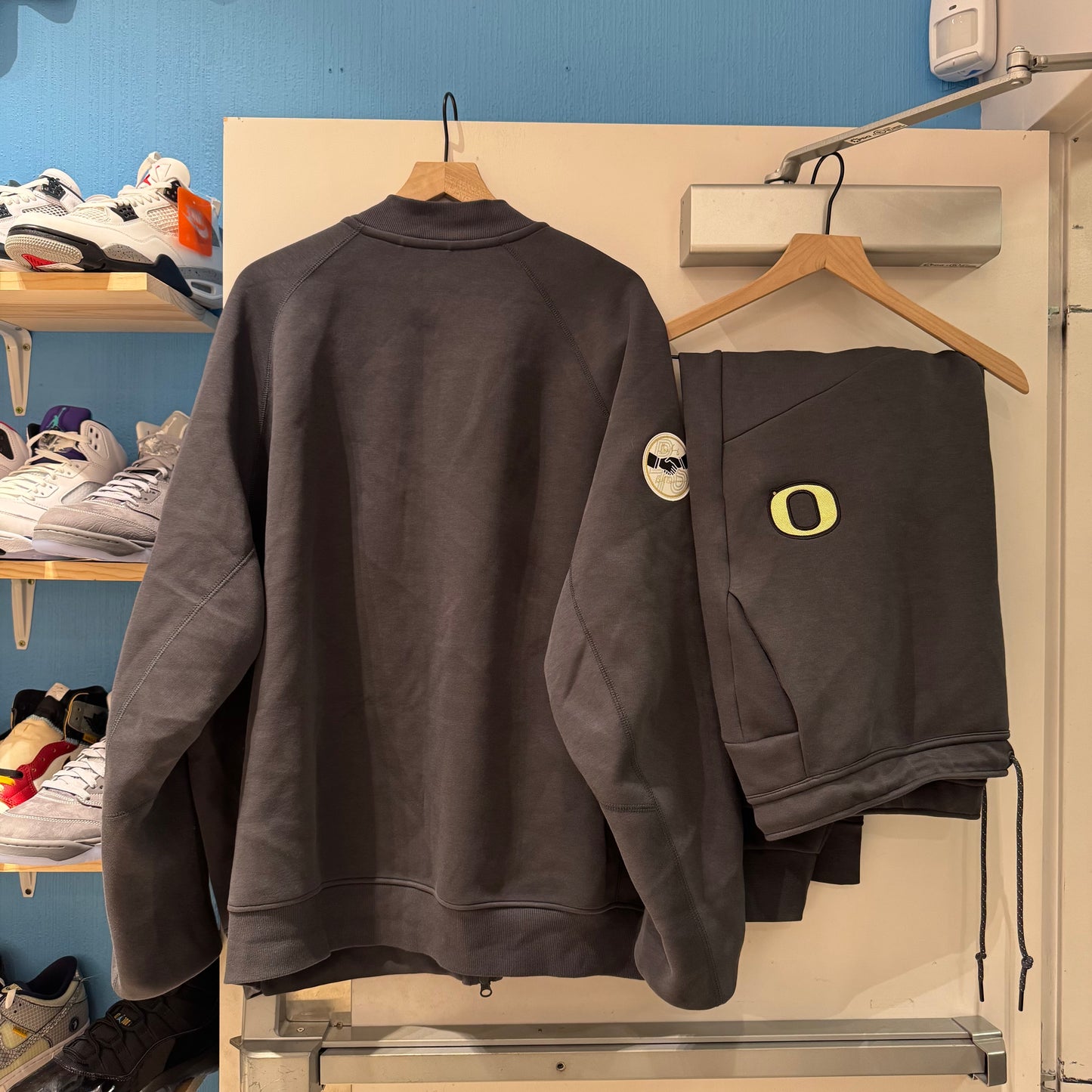 Shoe Duck Track Suit