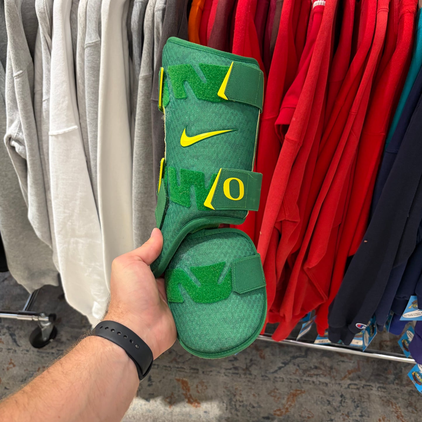 Oregon Baseball Team Issued Leg Guard