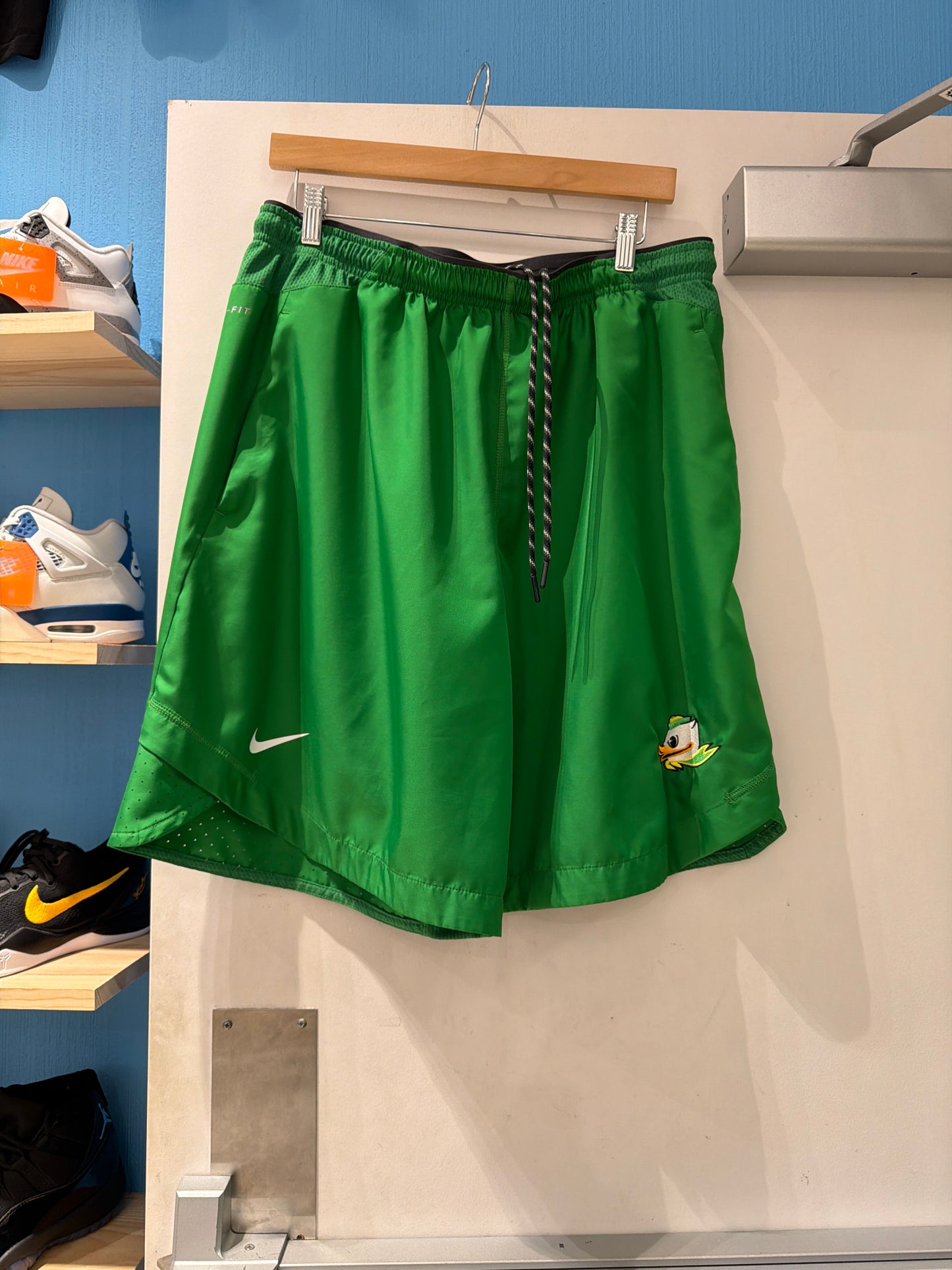 Oregon Team Issued Shorts (XL)