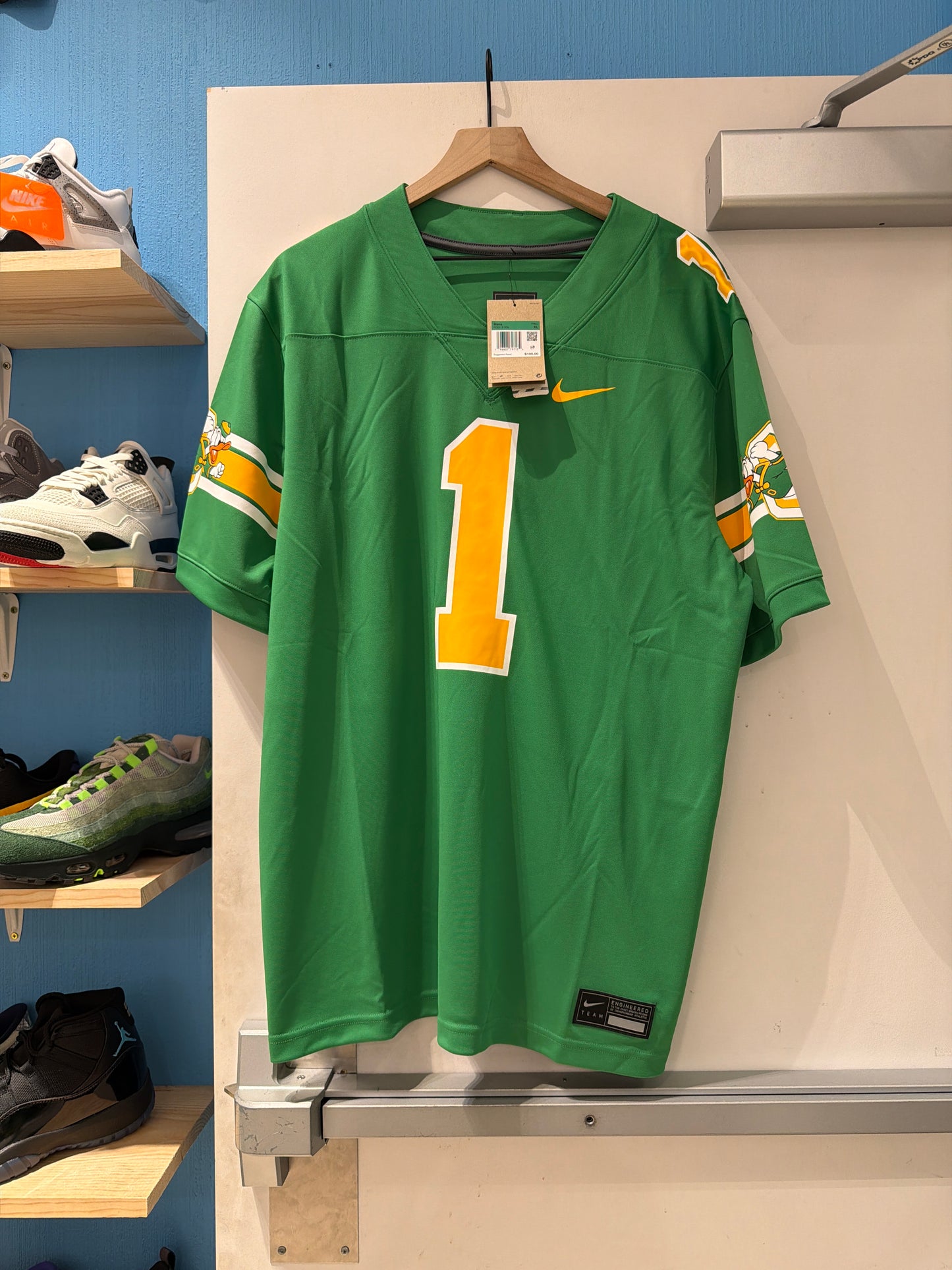 Oregon Donald Throwback Jersey New (XL)