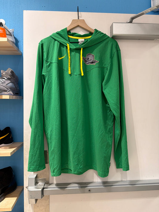 Oregon Team Issued Shirt (L)