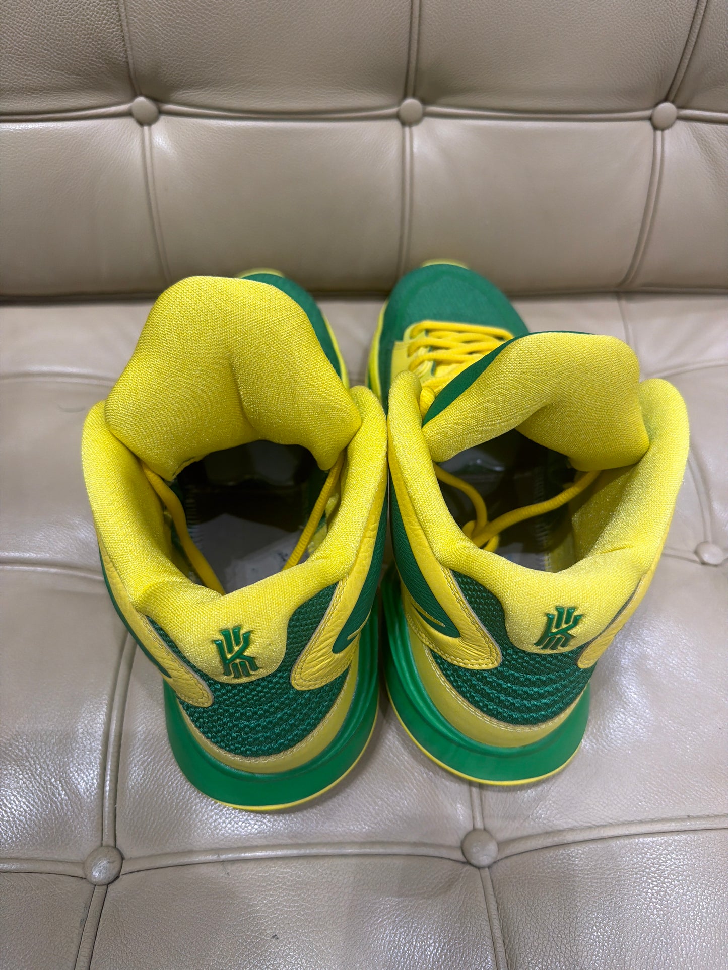 Oregon Kyrie PE (Size 10.5)
