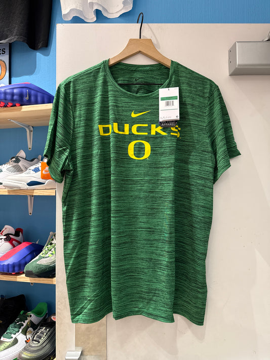 New Team Issued Nike Oregon Ducks Tee with Tags (Women’s XL)