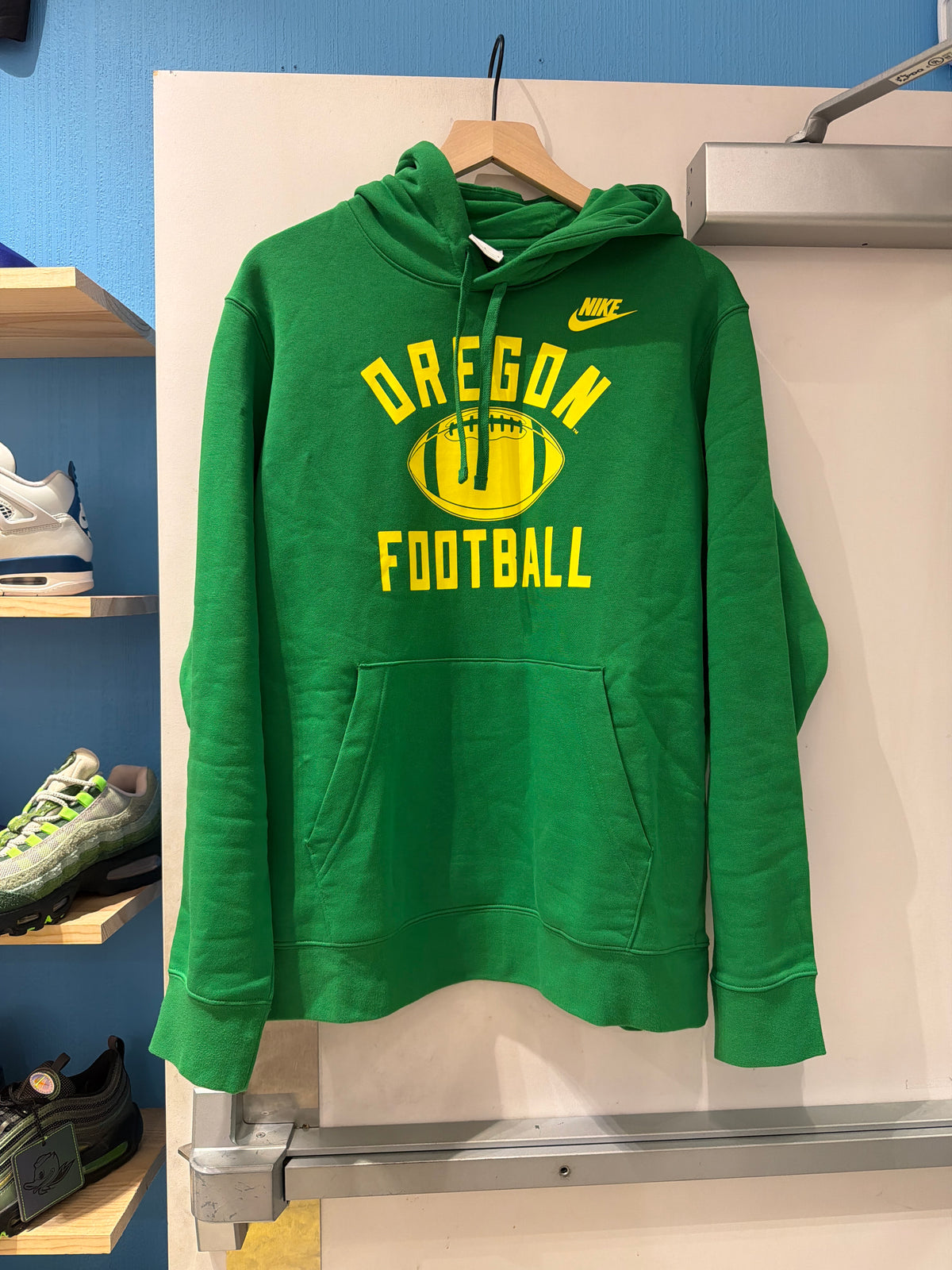 Oregon Football Hoodie (Large)