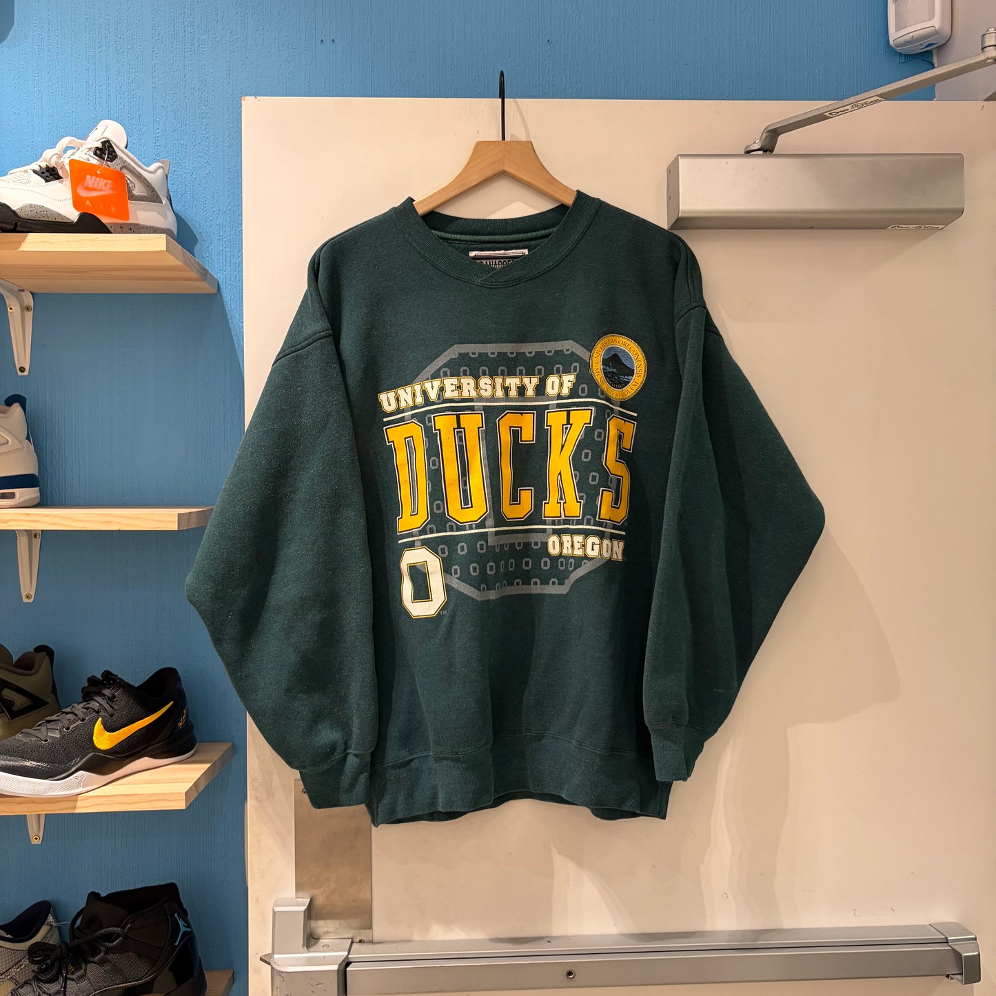 90’s Oregon Crewneck (Large)