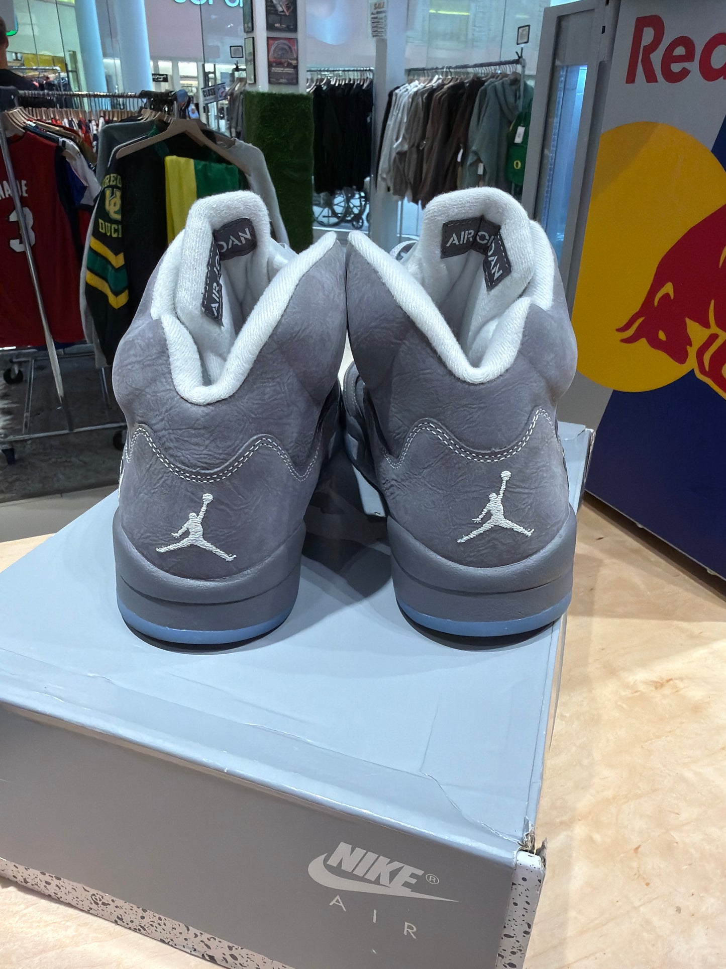 Jordan 5 Wolf Grey (Size 9.5)