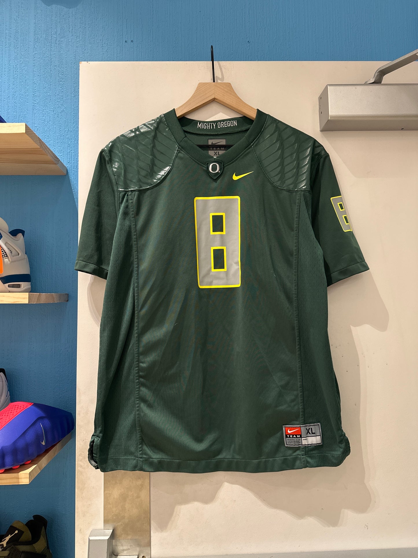 Oregon #8 Jersey(Youth XL)