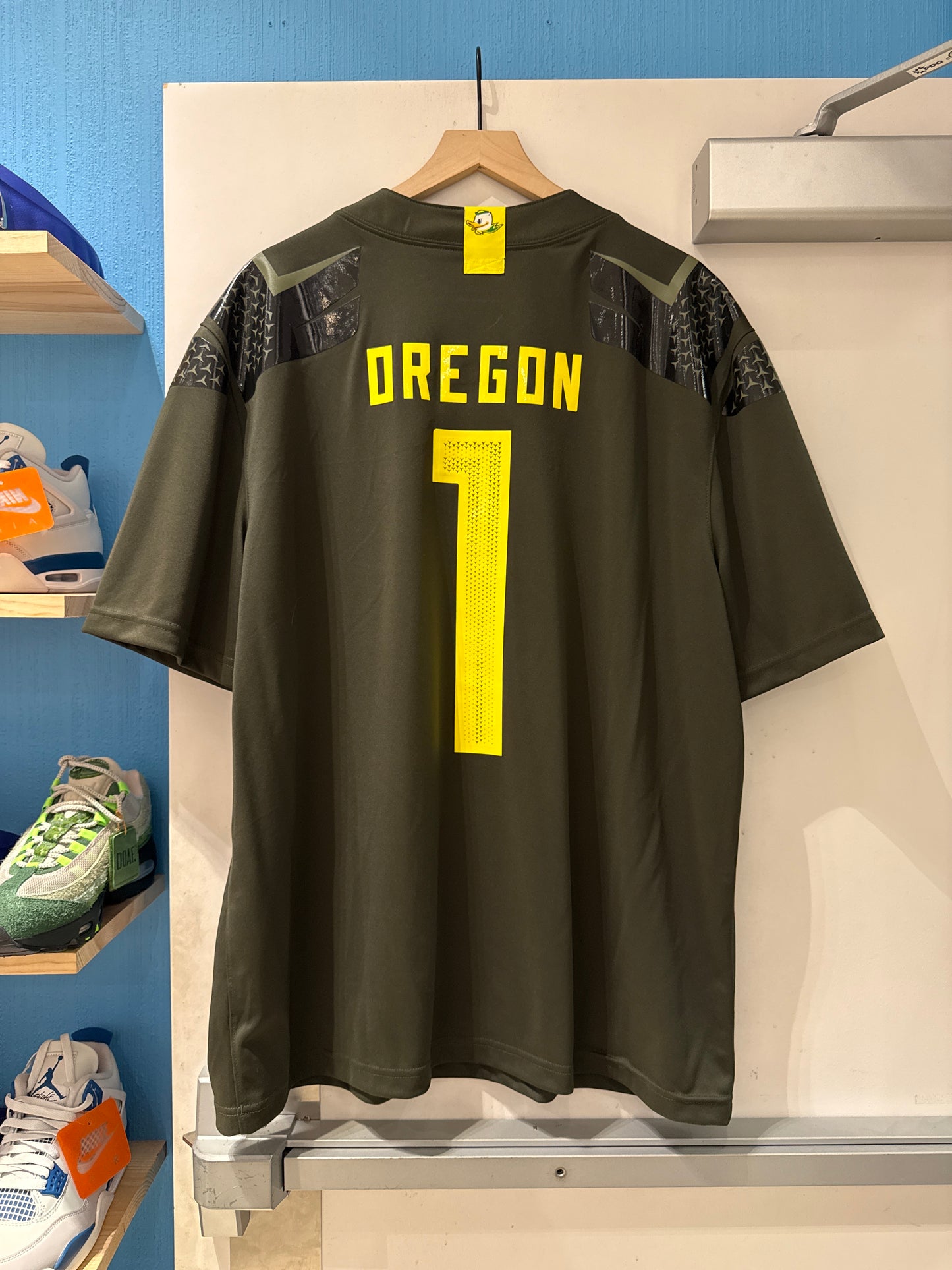 Oregon Ducks #1 Jersey (XXL)