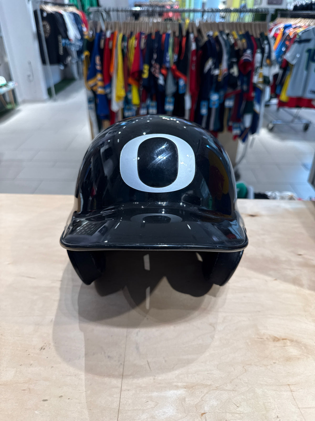 Oregon Team Issued PAC 12 Batting Helmet(L)