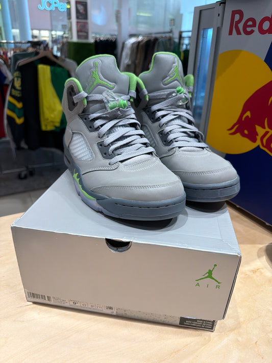 Jordan 5 Green (Size 9.5)