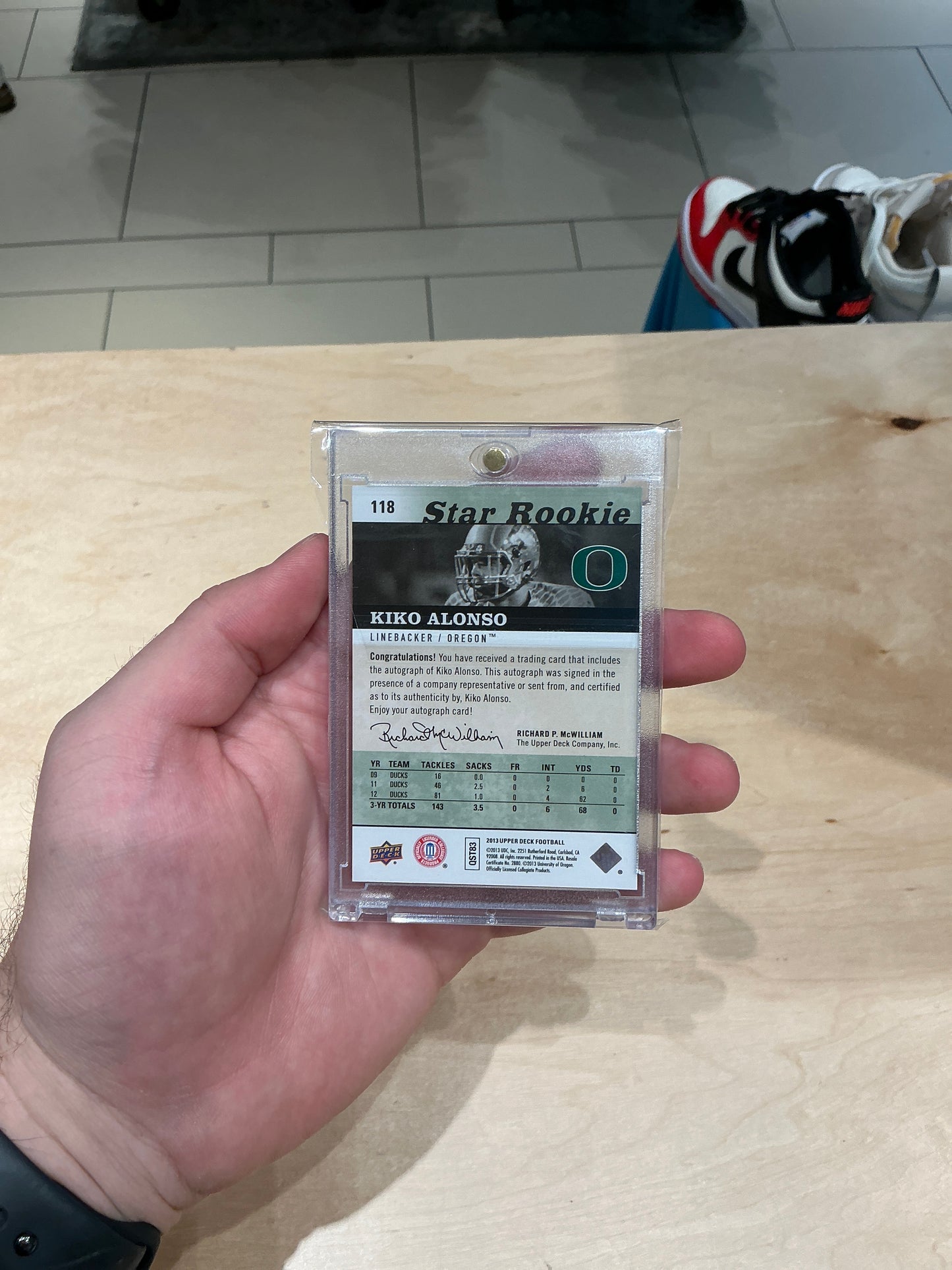 Kiko Alonso Auto