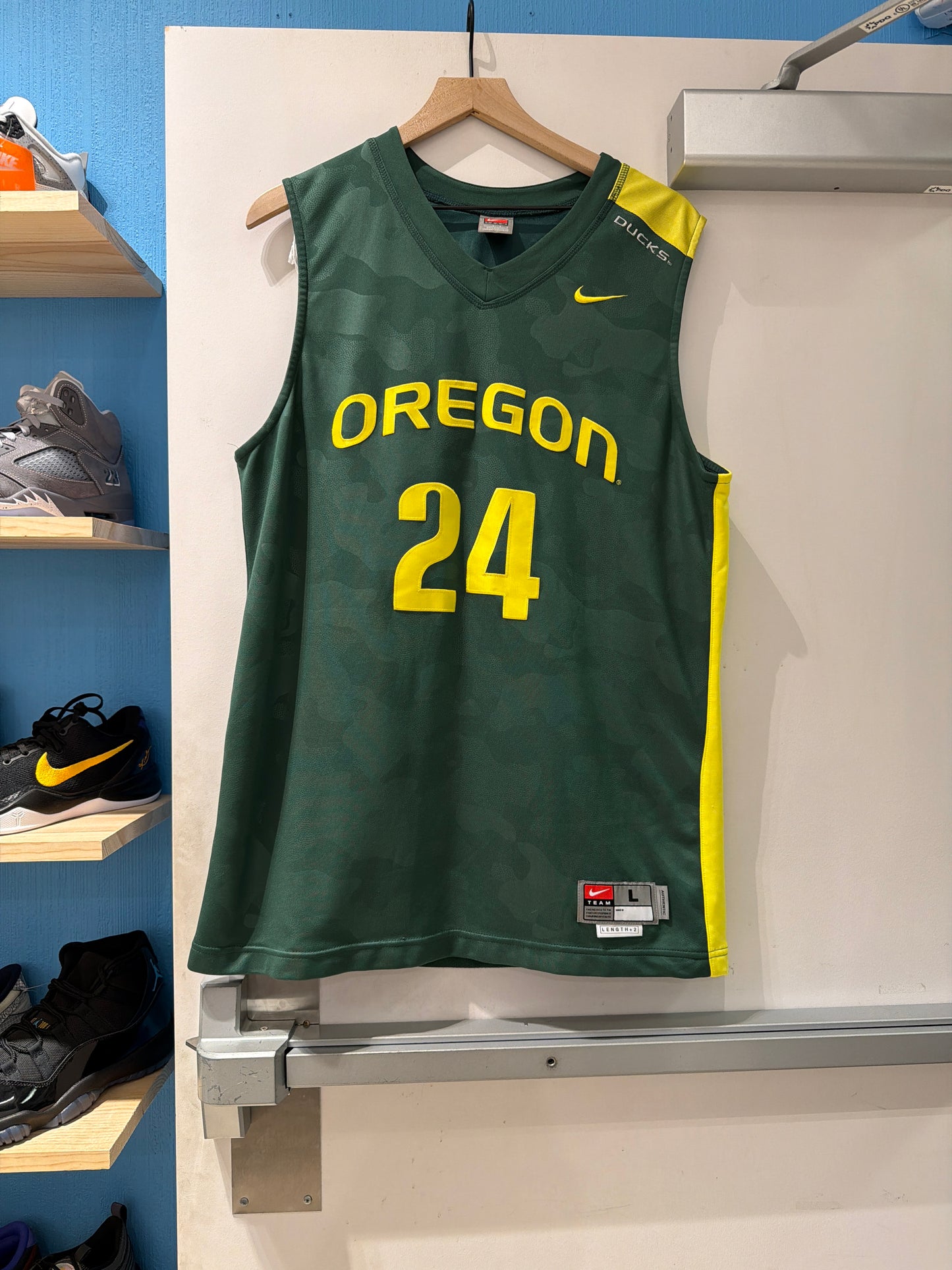 Oregon #24 Jersey (M)