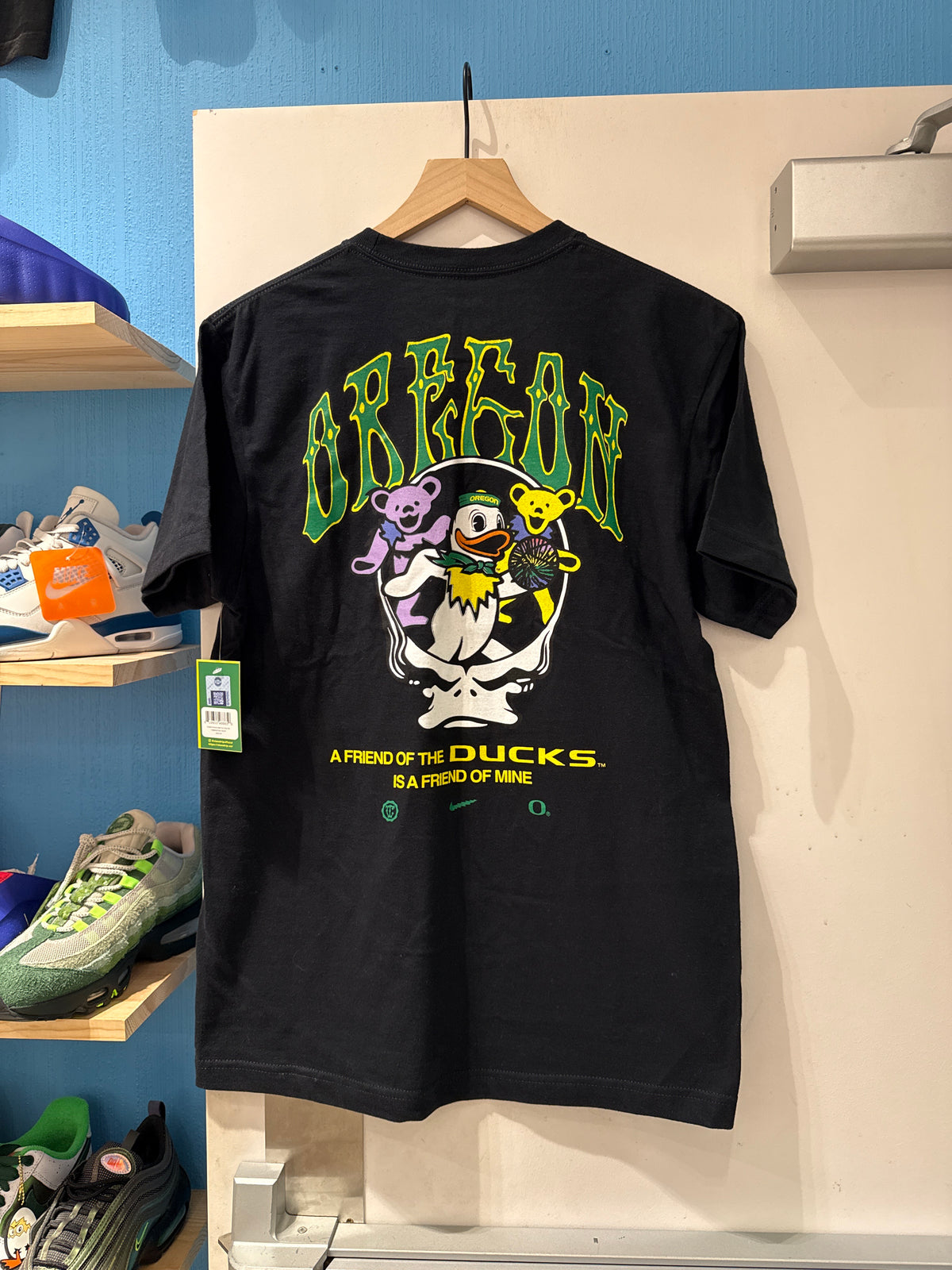 Nike Grateful Ducks Tee (New with Tags)