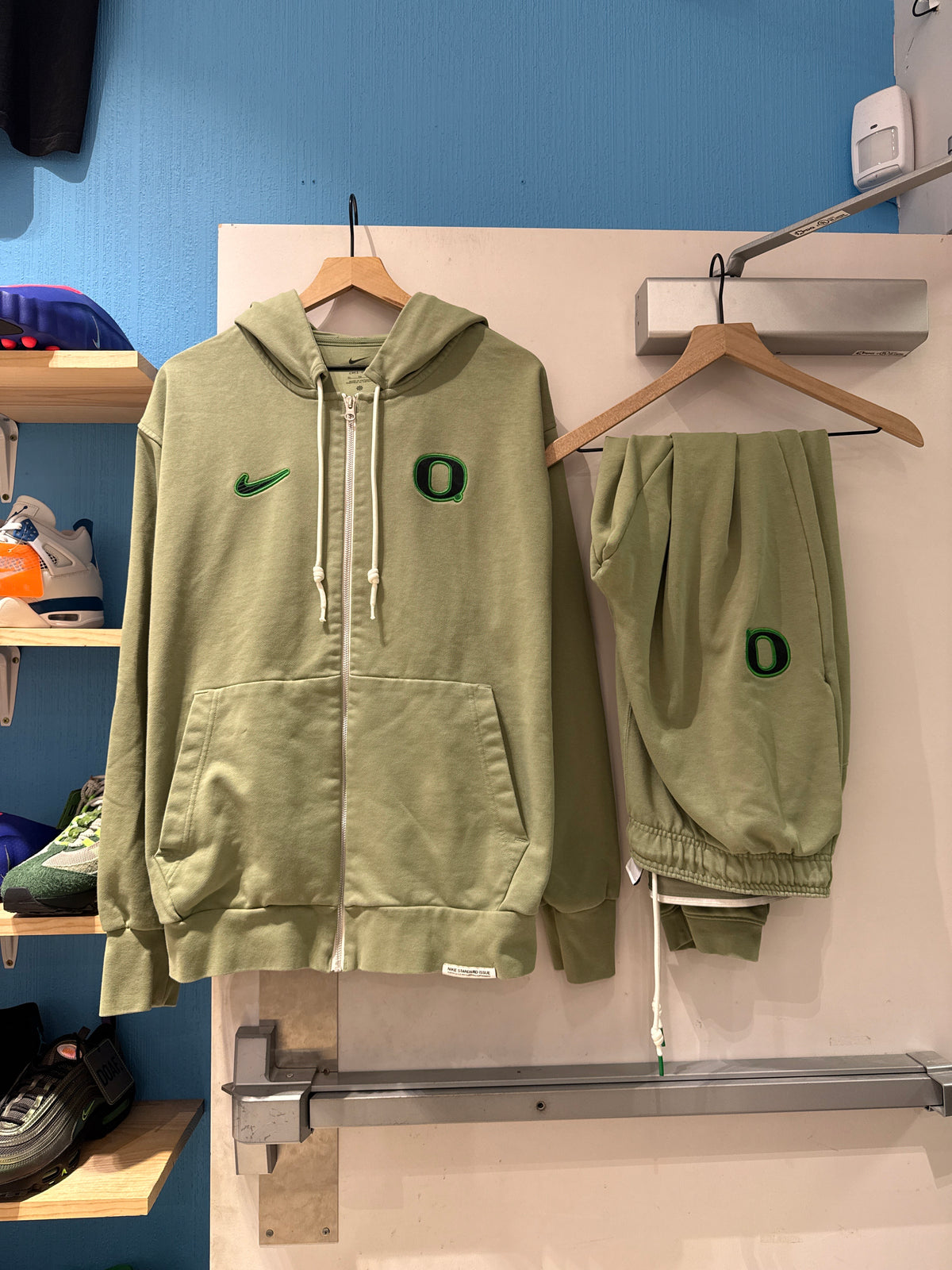Oregon Player Issued Sweatsuit(XL)