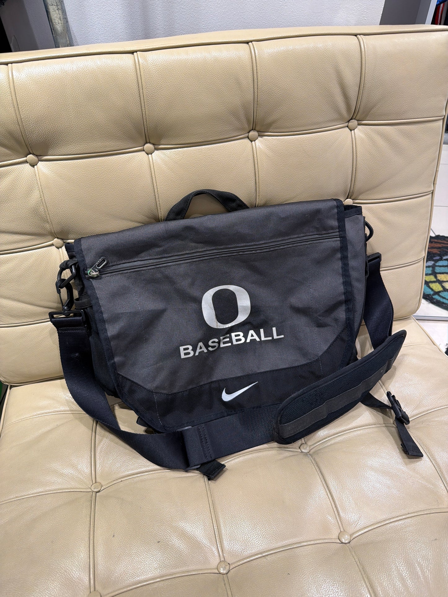 Oregon Team Issued Bag