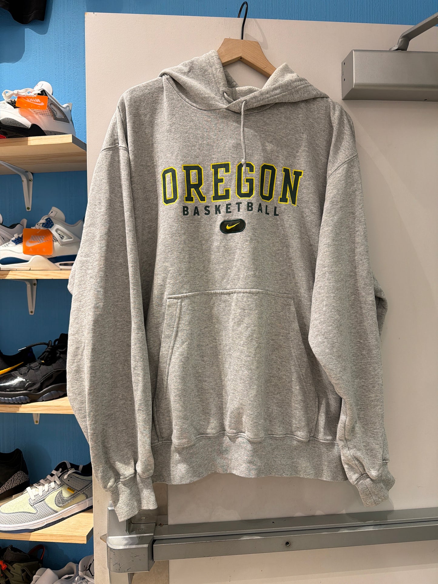 Oregon Basketball Vintage Nike Hoodie (XL)